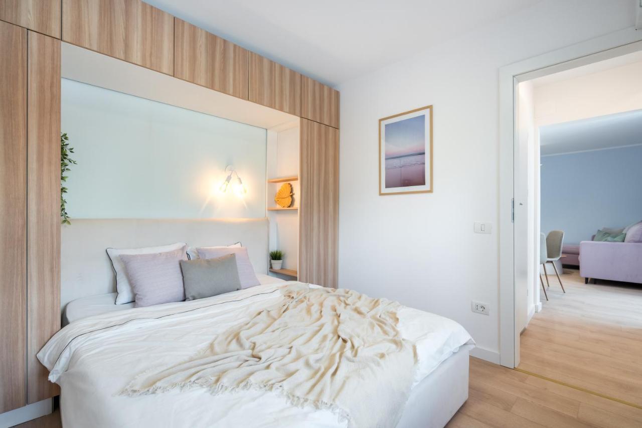 Candy Land Downtown Apartment Bucarest Extérieur photo