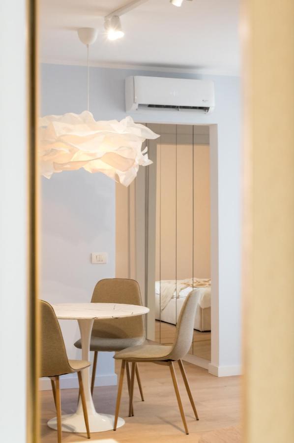 Candy Land Downtown Apartment Bucarest Extérieur photo