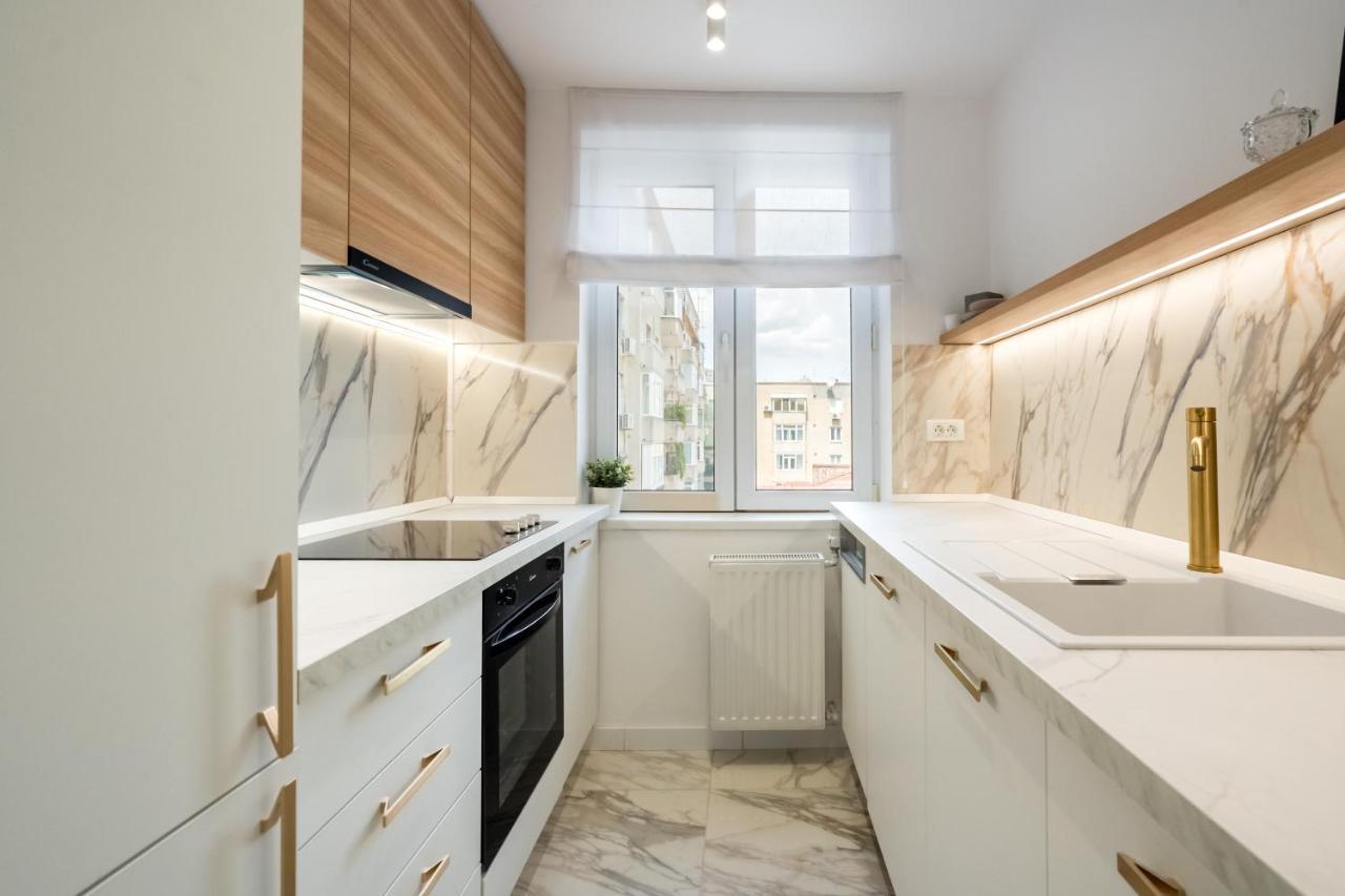 Candy Land Downtown Apartment Bucarest Extérieur photo